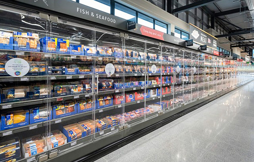 Major Grocery Chain Set to Hire 13,000 Workers With Starting Pay Up to $23 Per Hour